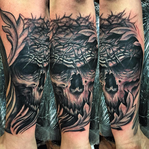 River City Tattoo Chesterfield Towne Center Tattoo Specialist at